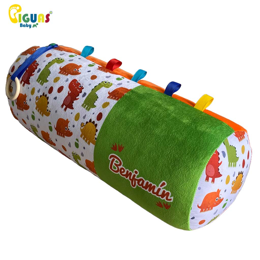 Seguro y duradero: Rollo de gateo de alta calidad con diseño de Dinosaurios para resistir las aventuras de tu bebé.